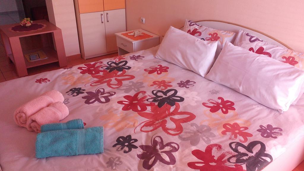 Karoski Apartments & Suites Ohrid Exterior foto
